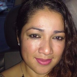 Meet your Posher, Elvia